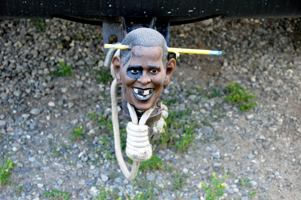 Obama's head in a noose
